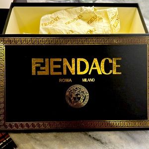 FENDACE shoe box